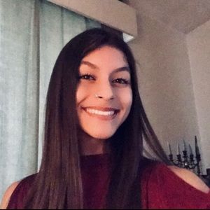 Meet your Posher, Evaluz